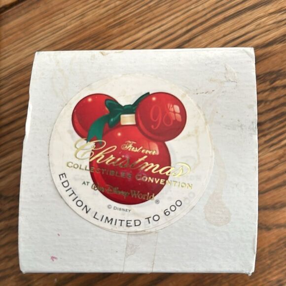 Disney Walt Disney 1998 Christmas Bell - Picture 7 of 10